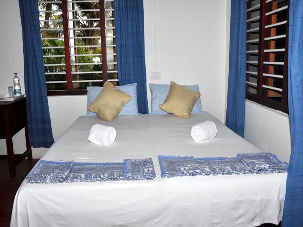 Angeo Beach House Alappuzha Kültér fotó